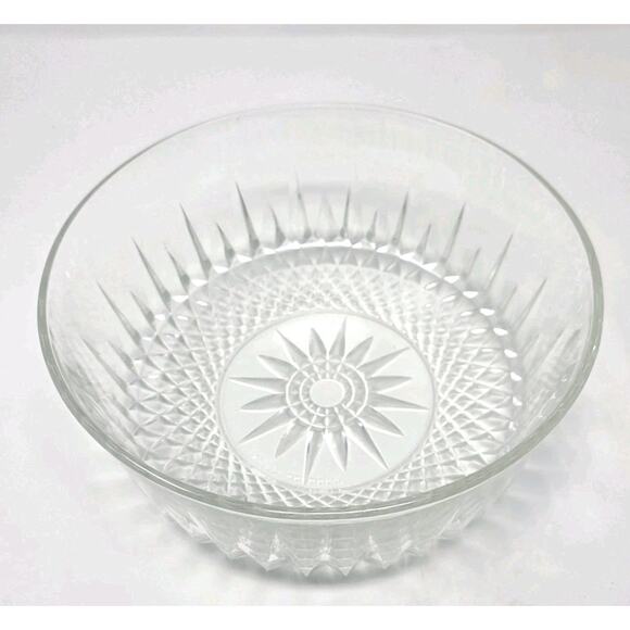 Arcoroc France Glass Serving Bow Diamond Starburst Pattern 9 Inch 60s-70s - Picture 7 of 7